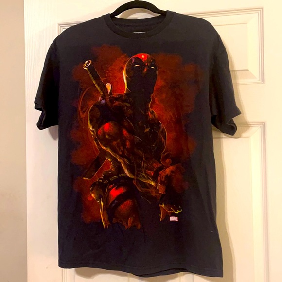 Licensed Marvel Deadpool Black Men’s Large T-Shirt - Picture 1 of 4